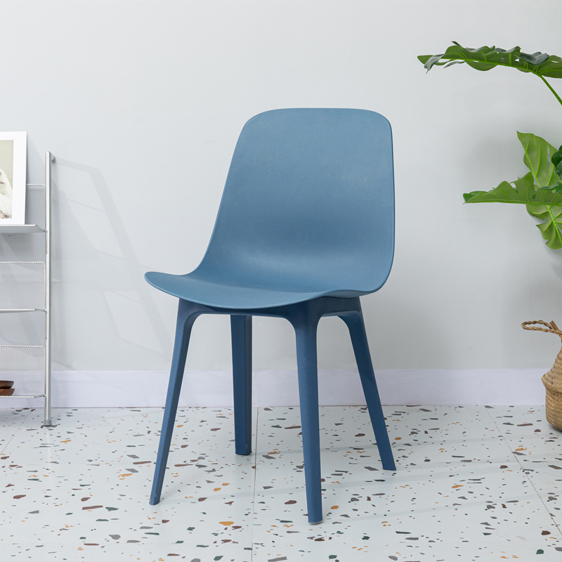 Sedia moderna di plastica moderna all\'ingrosso all\'ingrosso.
